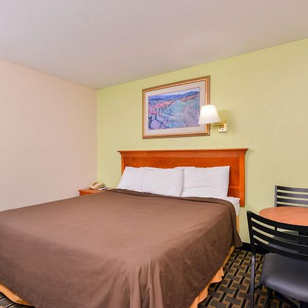 Americas Best Value Inn-Nashville/Airport South Εξωτερικό φωτογραφία