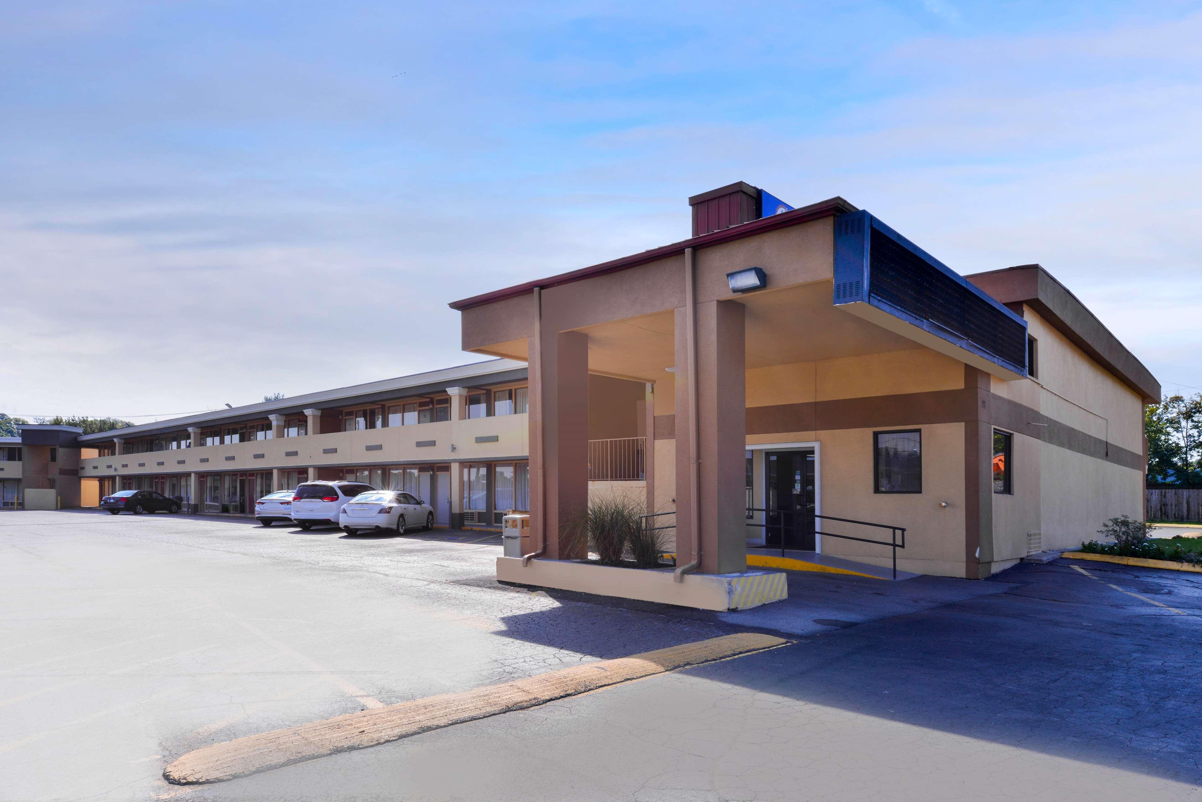 Americas Best Value Inn-Nashville/Airport South Εξωτερικό φωτογραφία