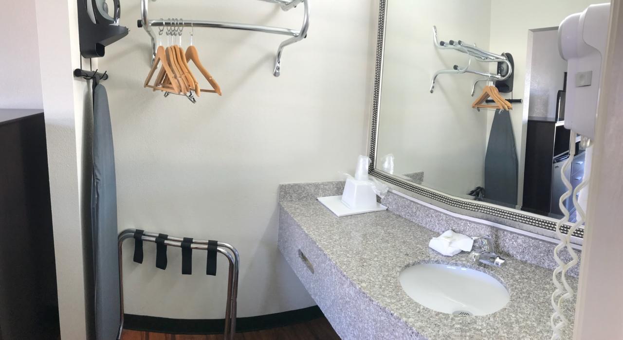 Americas Best Value Inn-Nashville/Airport South Εξωτερικό φωτογραφία